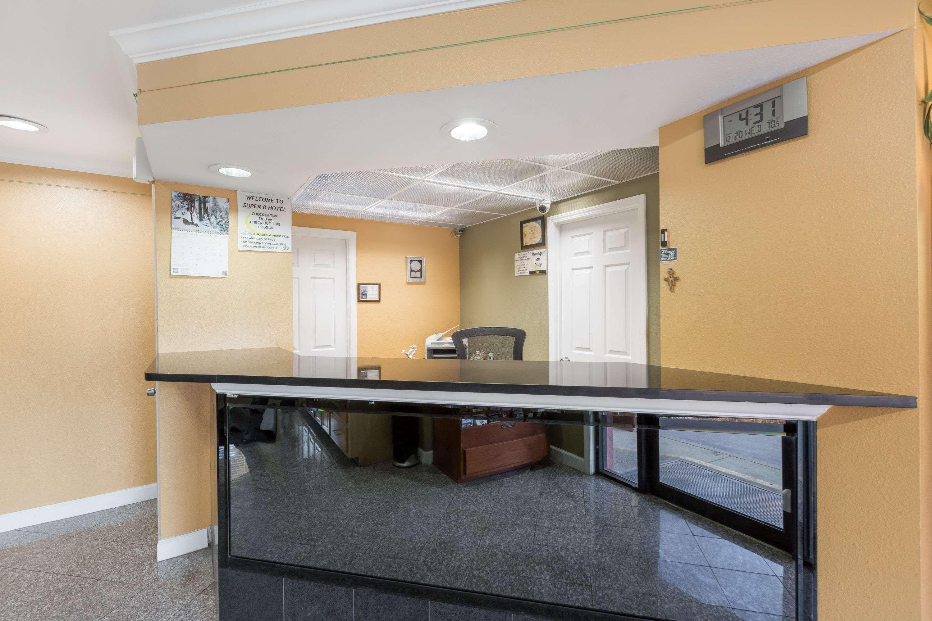 Motel Super 8 By Wyndham Indianapolis-southport Rd Indianápolis